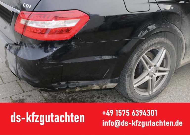 Kfz-Schadengutachten München – Unfallschaden Heckleuchte